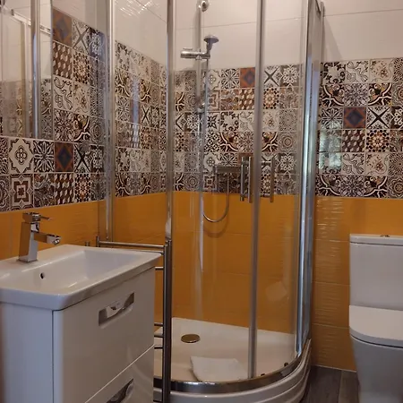 Na Grzybowej Апартаменты *